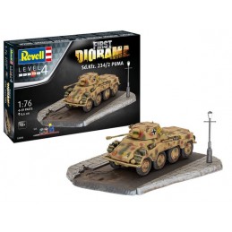 RV03298 1/76 First Diorama...