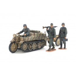 TA35377 1/35 German...