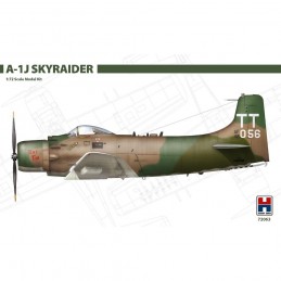 H2K72063 A-1J Skyraider (...
