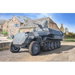 IT7079 Sd.Kfz. 251/10 1/72