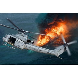 TR 05118 UH-1Y VENOM 1/35