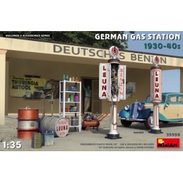 MA35598	1/35 German Gas...