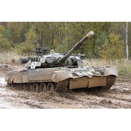 TR 09525 RUSSIAN T-80U MBT...